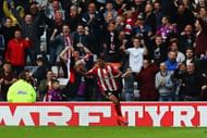 SUNDERLAND, ENGLAND - OCTOBER 01: Patrick van Aanholt of Sunderland celebrates scoring his sides first goal during the Premier League match between Sunderland and West Bromwich Albion at Stadium of Light on October 1, 2016 in Sunderland, England.  (Photo by Clive Brunskill/Getty Images)